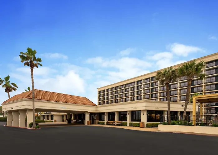 Holiday Inn Galveston - On The Beach By IhgResort Hotel